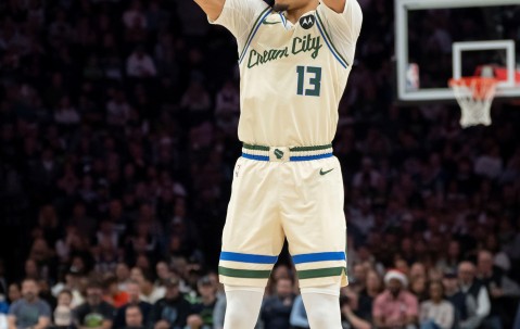 ewc电竞世界杯官网-手感不佳！罗林斯14投5中&amp;三分5中1得11分7板3助1帽 正负值-23